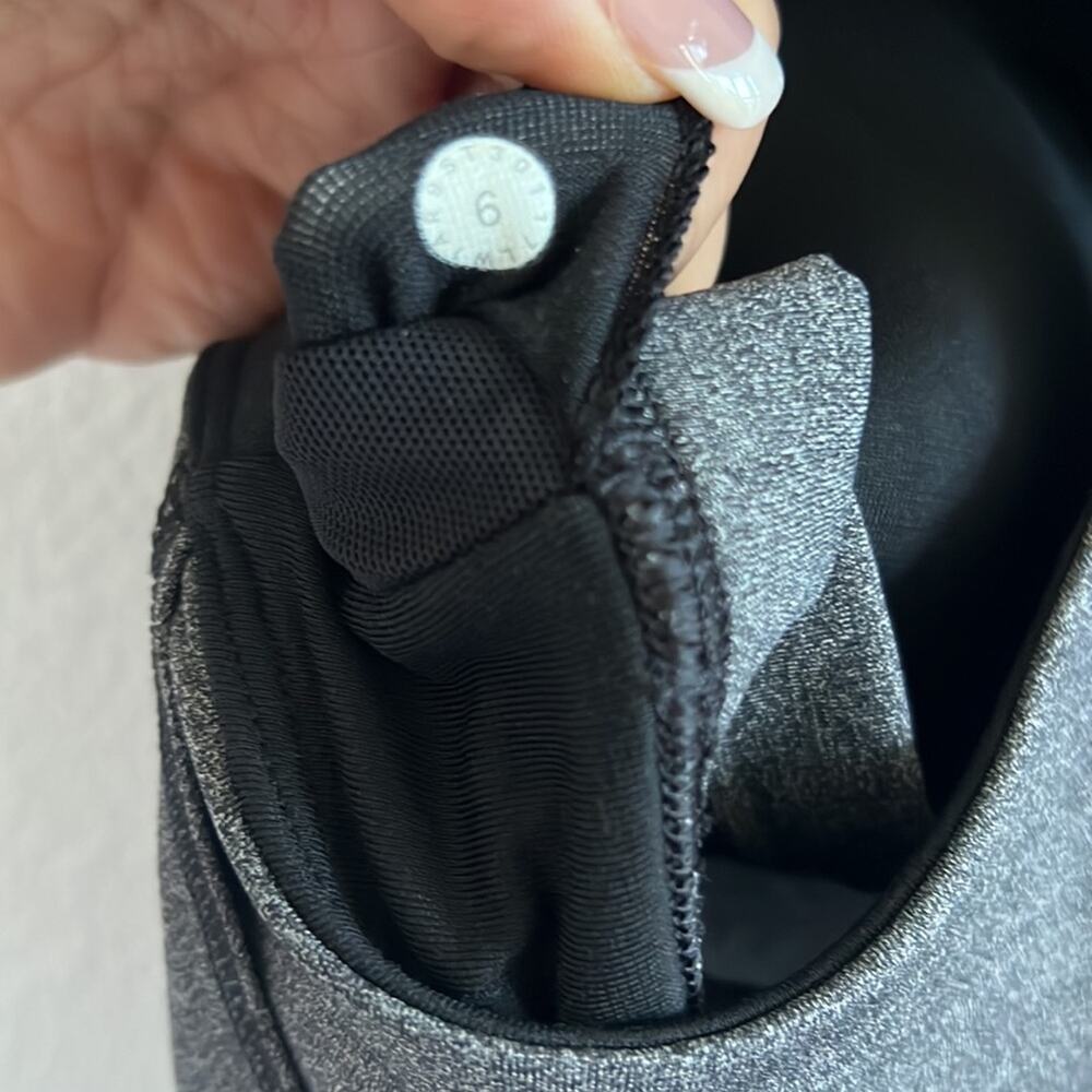 Lululemon In Training Tank Gray Active Tank Top Shirt 6 - Picture 6 of 6